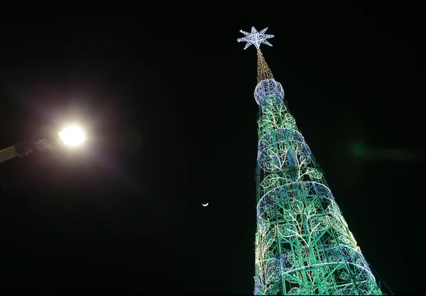 Inauguração da decoração natalina em Teresina