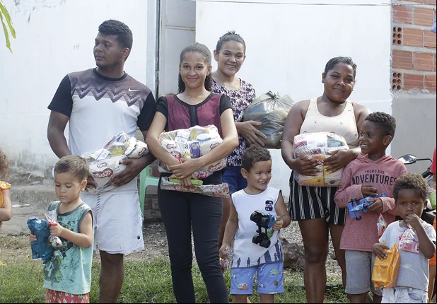 Doe Sorrisos: projeto marca o Natal em Teresina