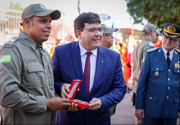 Homenagem aos 79 anos do Corpo de Bombeiros do Piauí