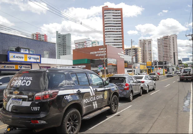 Viatura do DRACO se envolve em acidente zona leste de Teresina