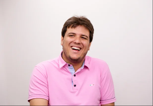 "Precisamos fortalecer o transporte público", diz candidato