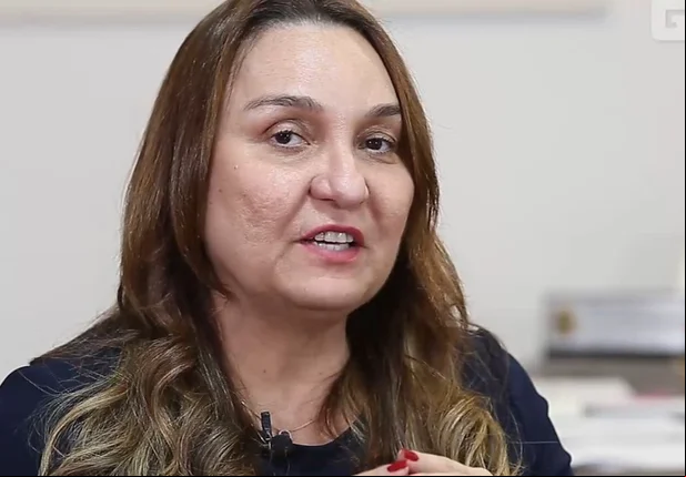 Mulher no poder: Flora Izabel diz que enfrentou homens no PT