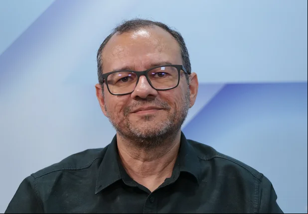 Daniel Solon propõe reduzir salários de vereador e de prefeito