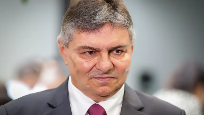 Presidente Kennedy Barros publica livro sobre o papel do TCE-PI